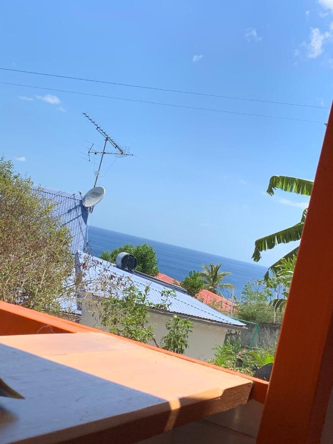 Bungalow Les Cerisiers Bouillante Bagian luar foto